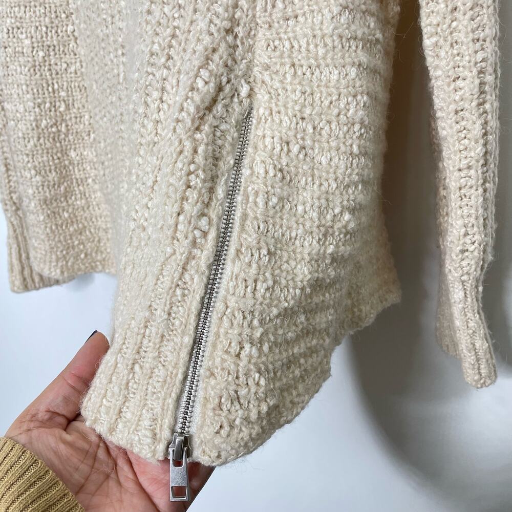 MOTH ANTHROPOLOGIE | Side Zip‎ Nubby Sweater | XS - Picture 4 of 7